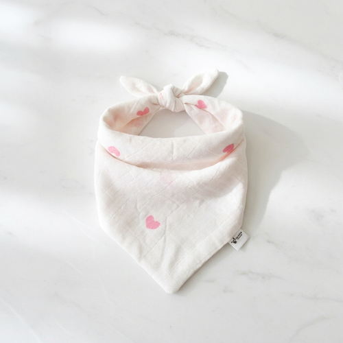 Dog bandana — pink hearts